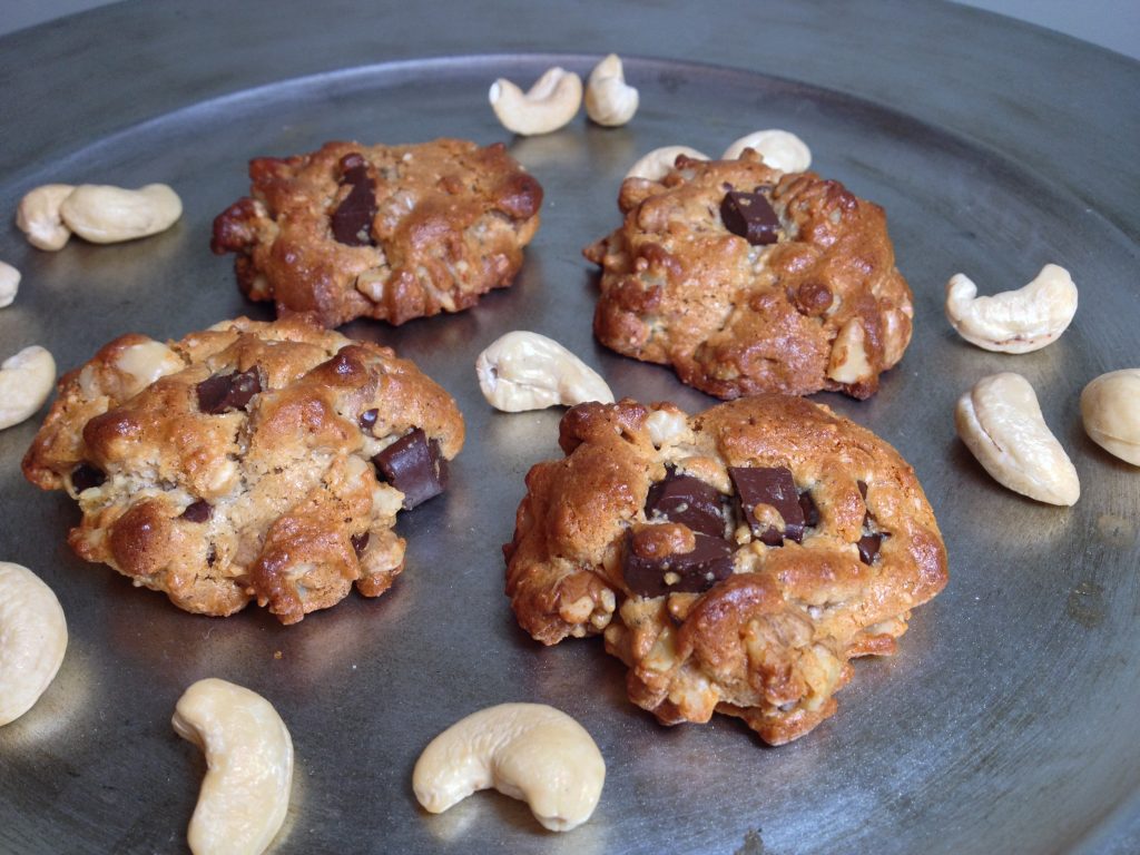 Macadamia Chocolate Chip Cookies 1