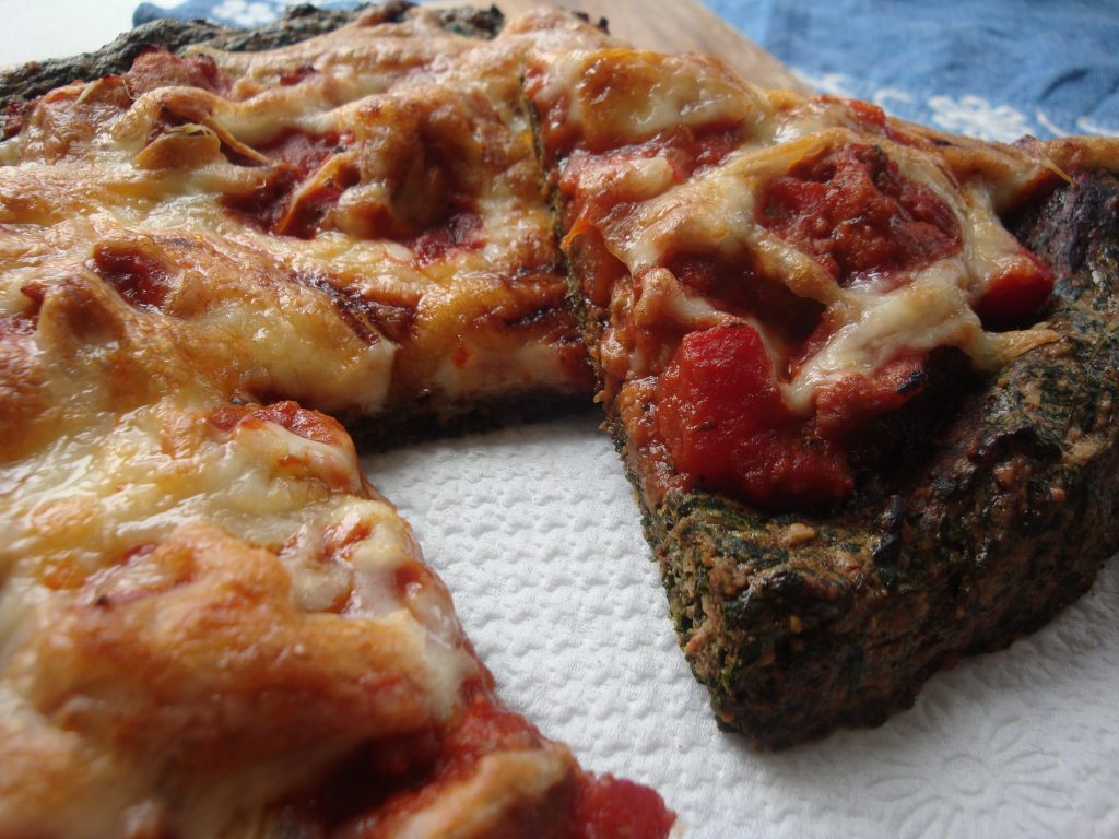 paleo spinach pizza 1